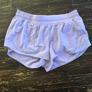 Hotty Hot Lulu Lemon 2.5” Lavender Shorts worn once